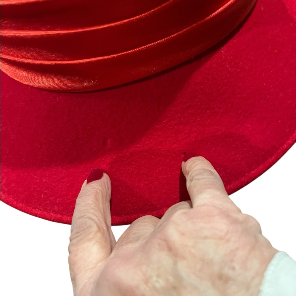 Vintage red wool derby/church hat - Picture 6 of 8